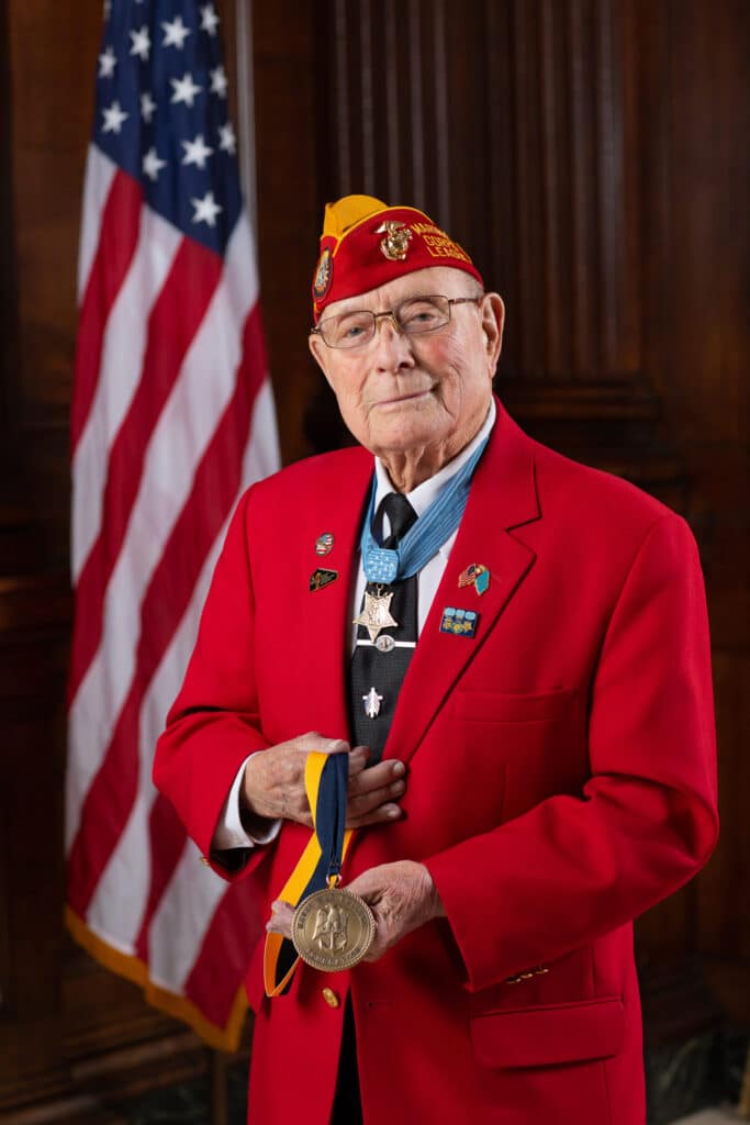 Medal of Honor recipient Woody Williams receives the NWCF Sentinel of the Sea award