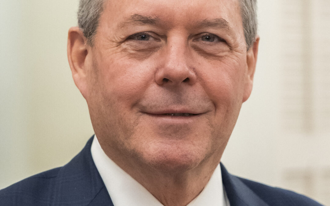 Daniel E. Holland III Honored for a Decade of Distinguished Leadership